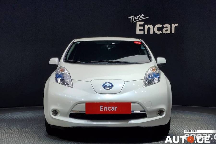 Nissan Leaf 2016 — photo 2