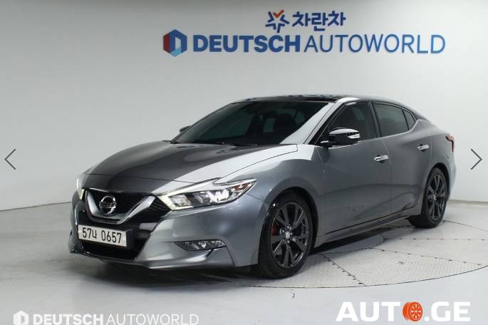 Nissan Maxima