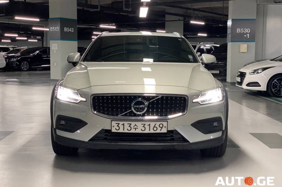 Volvo-Sp V90 2020 — photo 2