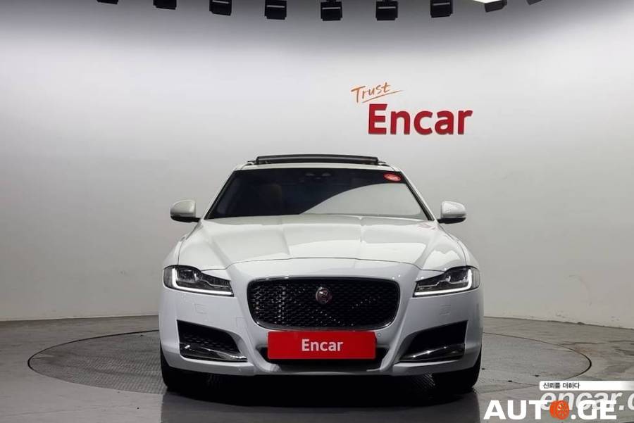 Jaguar XF 2016 — photo 2