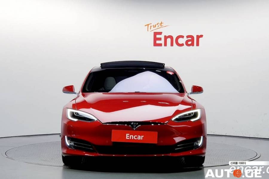 Tesla Model S 2018 — photo 2
