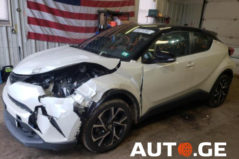 Toyota C-HR 2019 — photo 2