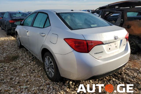 Toyota Corolla 2019 — photo 2