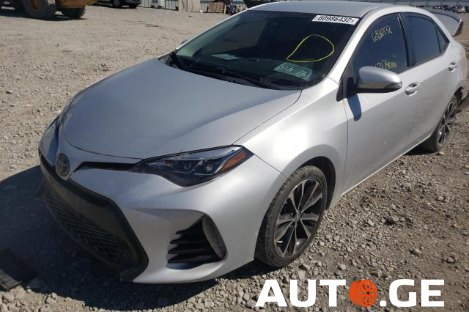 Toyota Corolla 2017 — photo 2