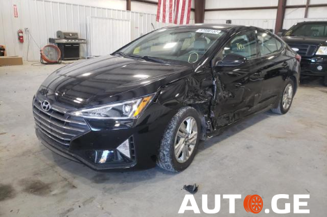 Hyundai Elantra 2020 — photo 2