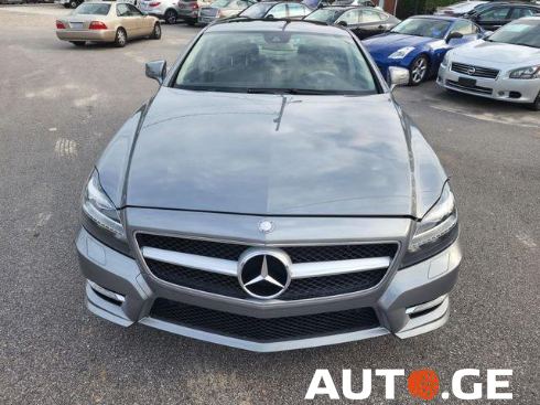 Mercedes-Benz Cls-550C 2012 — photo 2