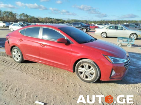 Hyundai Elantra 2019 — photo 2