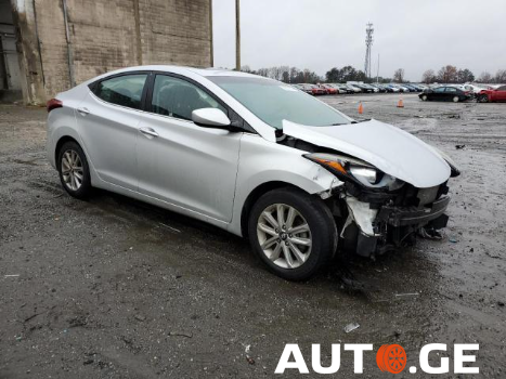 Hyundai Elantra 2015 — photo 2