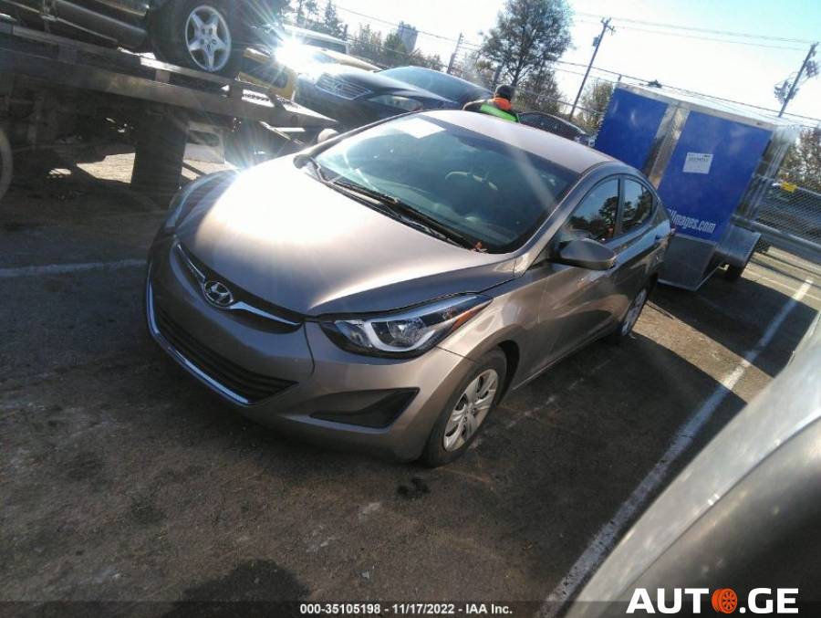 Hyundai Elantra 2014 — photo 2