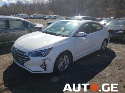 Hyundai Elantra 2020 — photo 2