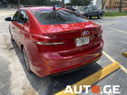 Hyundai Elantra 2017 — photo 2