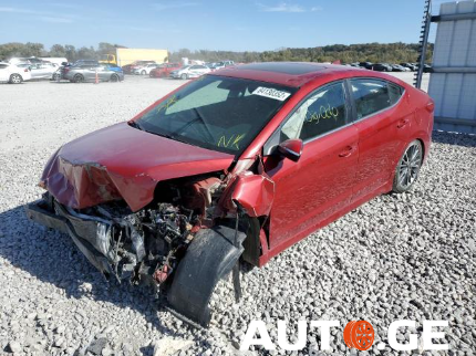 Hyundai Elantra 2018 — photo 2