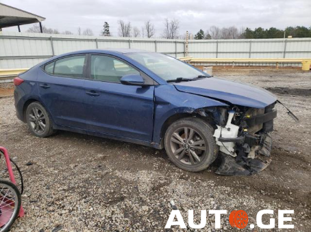 Hyundai Elantra 2017 — photo 2