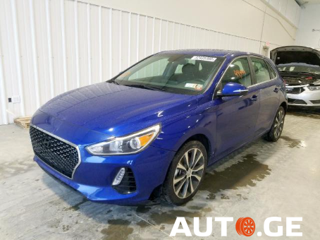 Hyundai Elantra-Gt 2018 — photo 2
