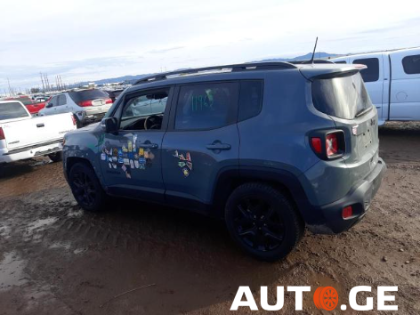 Jeep Renegade 2018 — photo 2