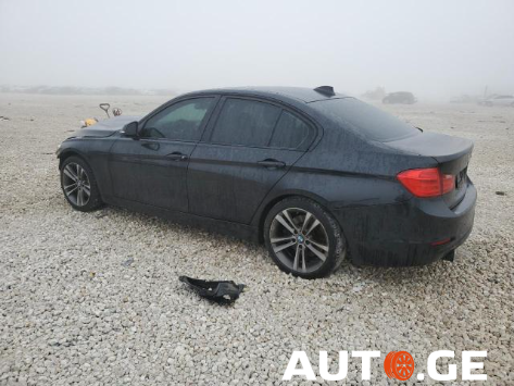 BMW 335 2013 — photo 2