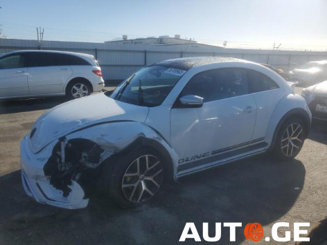 Volkswagen Beetle 2016 — photo 2