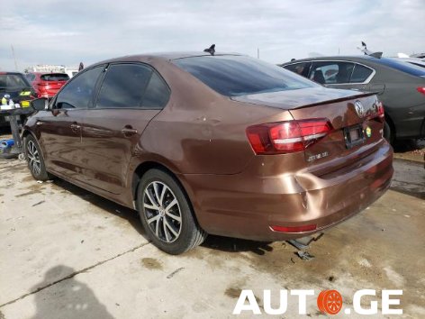 Volkswagen Jetta 2016 — photo 2