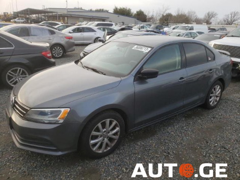 Volkswagen Jetta 2015 — photo 2