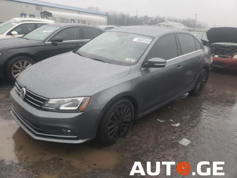 Volkswagen Jetta 2016 — photo 2
