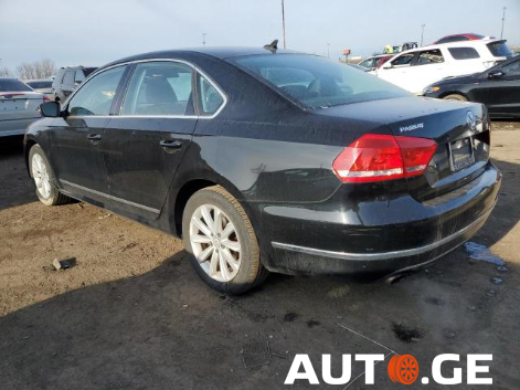 Volkswagen Passat 2013 — photo 2