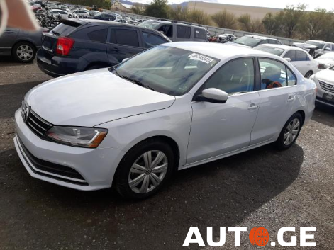 Volkswagen Jetta 2017 — photo 2