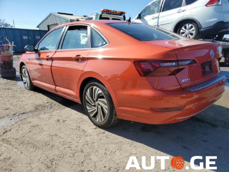 Volkswagen Jetta 2021 — photo 2