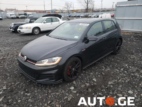 Volkswagen GTI 2021 — photo 2