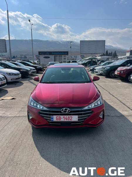 Hyundai Elantra 2019 — photo 2
