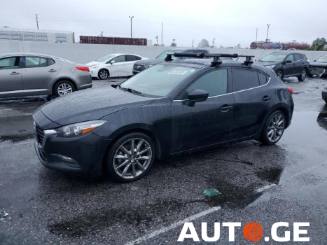 Mazda Mazda3 2018 — photo 2