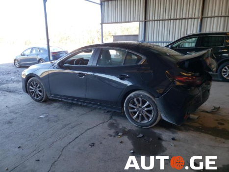 Mazda Mazda3 2021 — photo 2