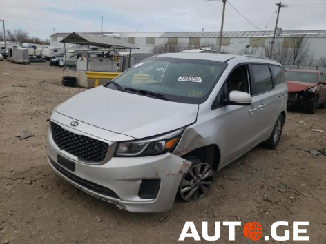 Kia Sedona 2015 — photo 2
