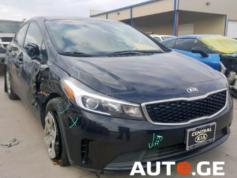 Kia Forte 2018 — photo 2