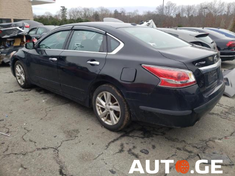 Nissan Altima 2015 — photo 2