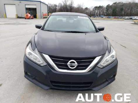 Nissan Altima 2017 — photo 2
