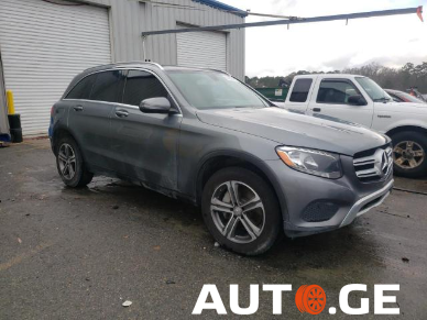 Mercedes-Benz 300-Glc