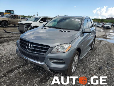 Mercedes-Benz E-350C 2012 — photo 2