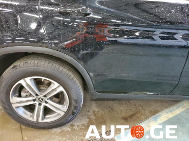 Mercedes-Benz 300-Glc 2018 — photo 2