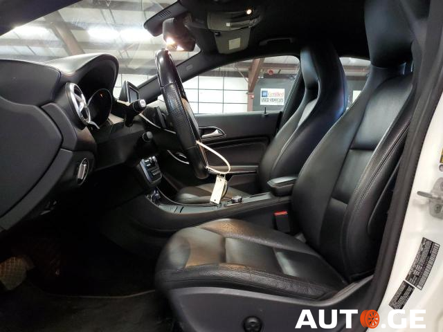 Mercedes-Benz Cla-250C 2014 — photo 2