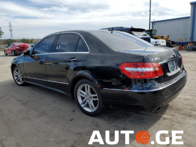 Mercedes-Benz E-350C 2013 — photo 2