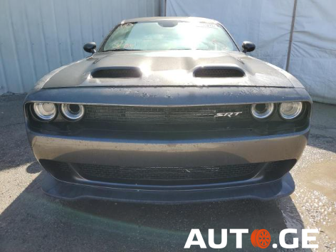 Dodge Challenger 2021 — photo 2