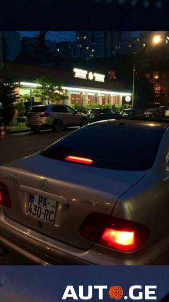 Mercedes-Benz Clk208