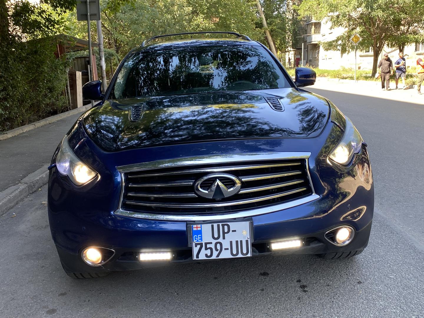 Infiniti FX35