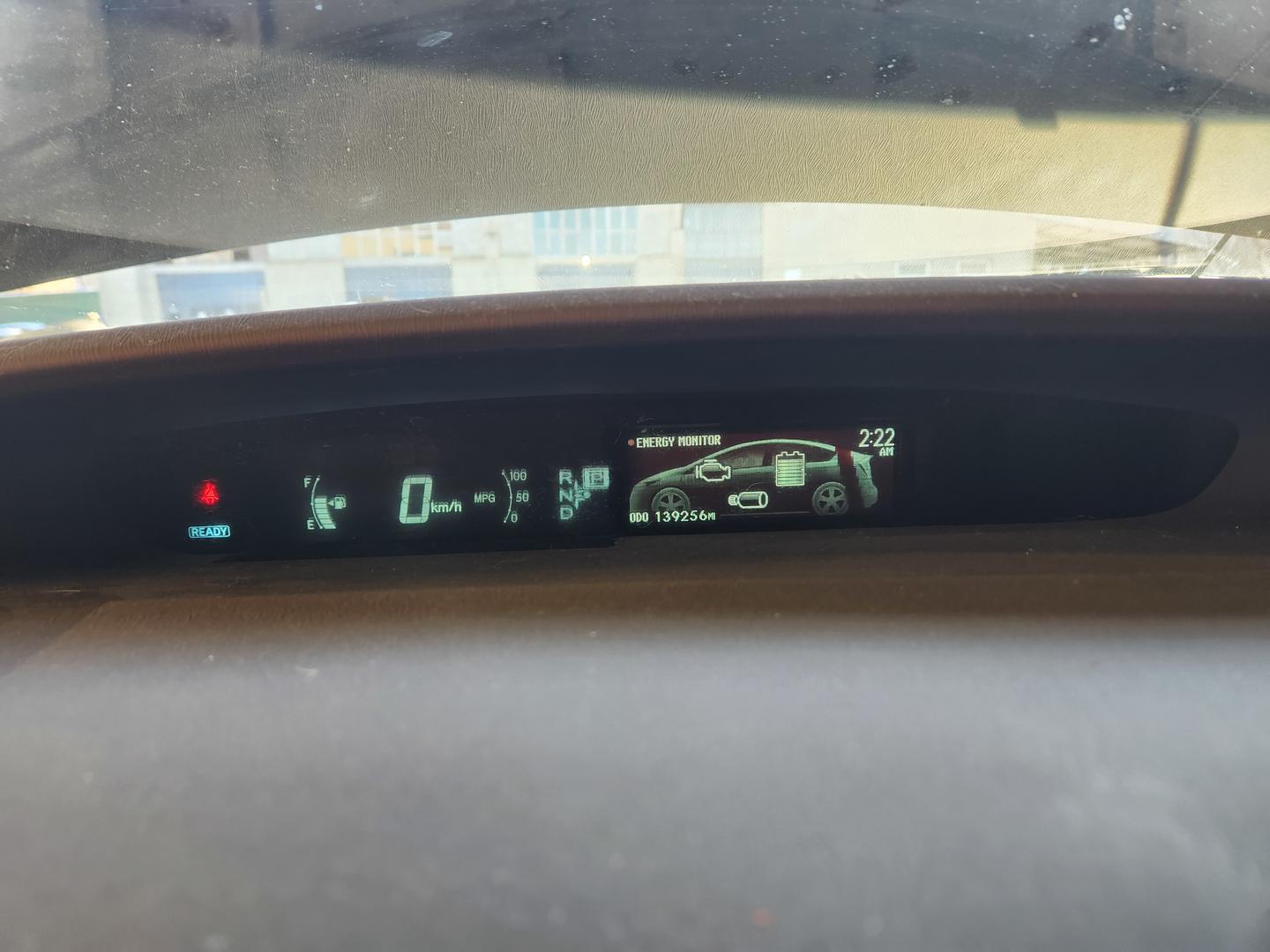 Toyota Prius 2014 — photo 2