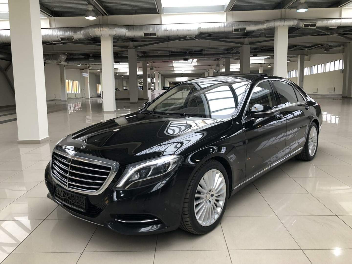 Mercedes-Benz S 550 2014 — photo 2