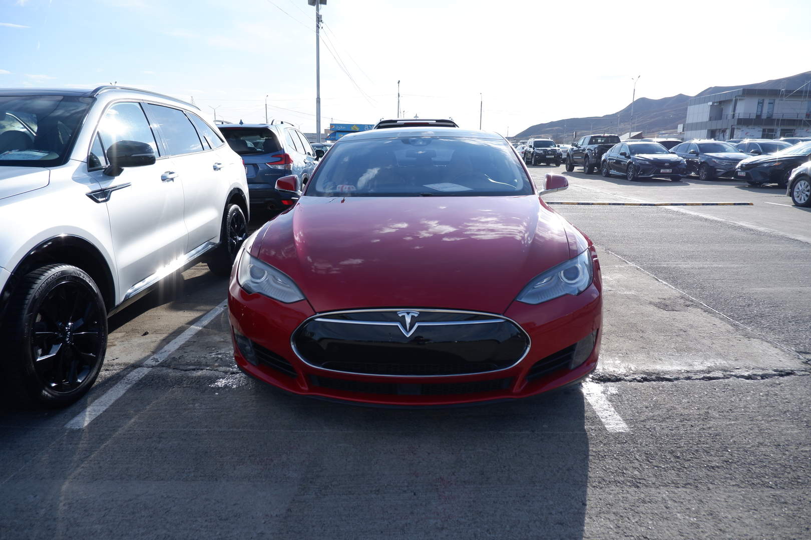 Tesla Model S 2015 — photo 2