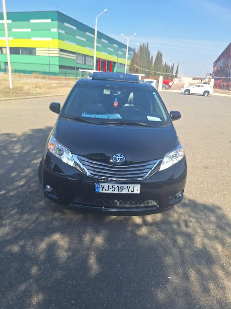 Toyota Sienna