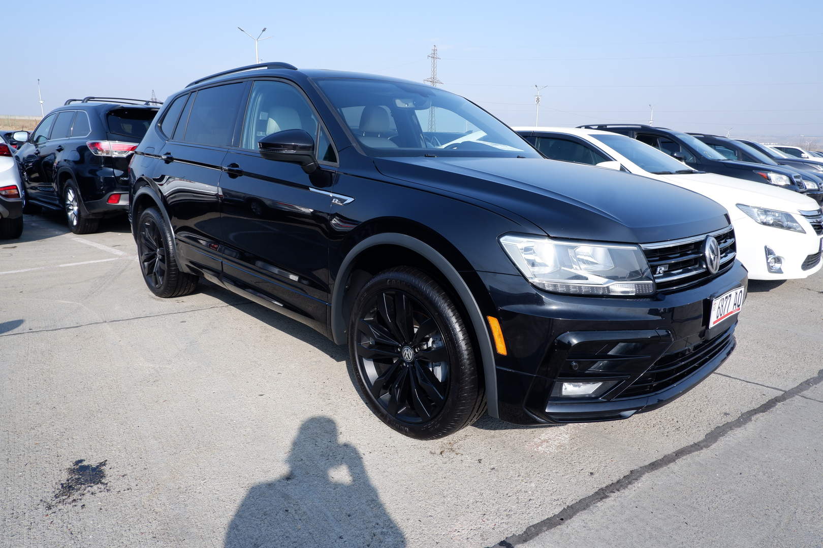 Volkswagen Tiguan 2021 — photo 2