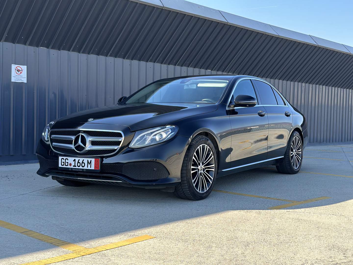 Mercedes-Benz E 220 2018 — photo 2