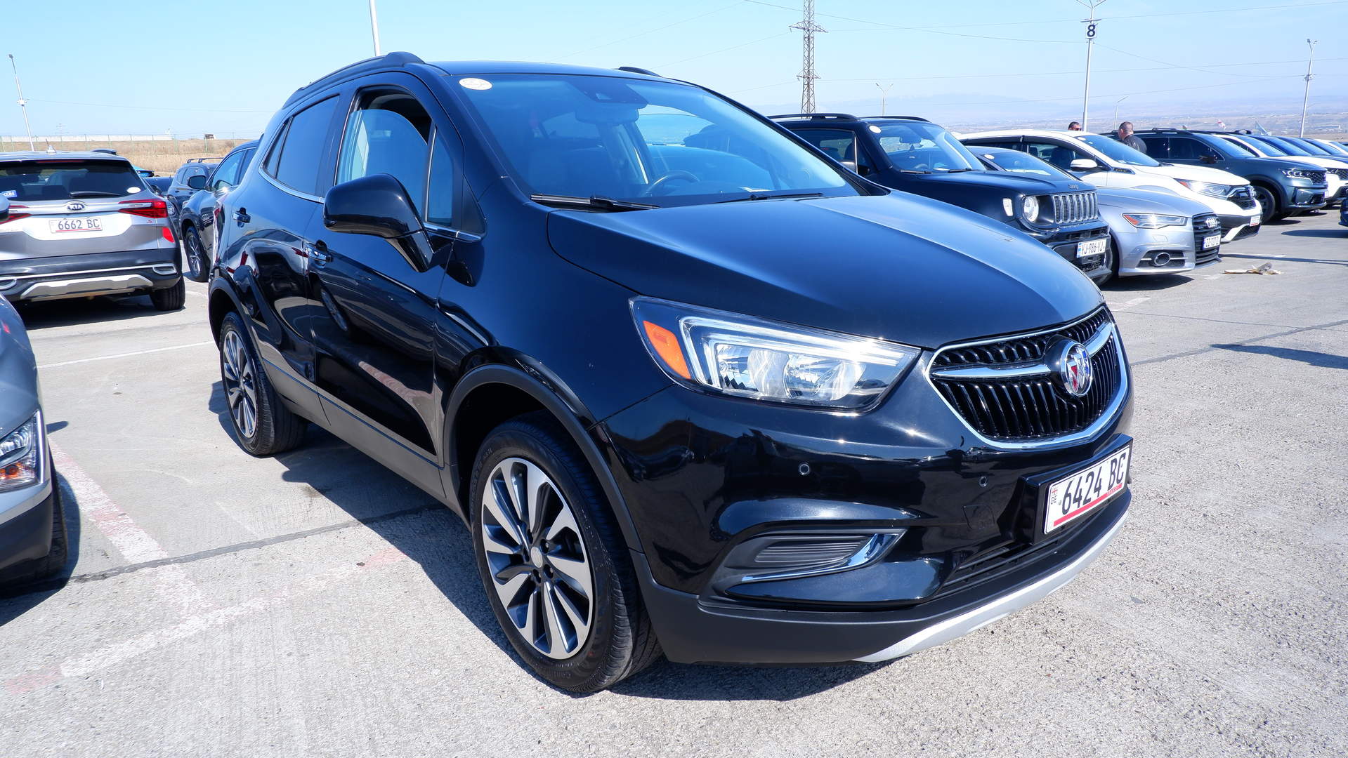 Buick Encore 2022 — photo 2